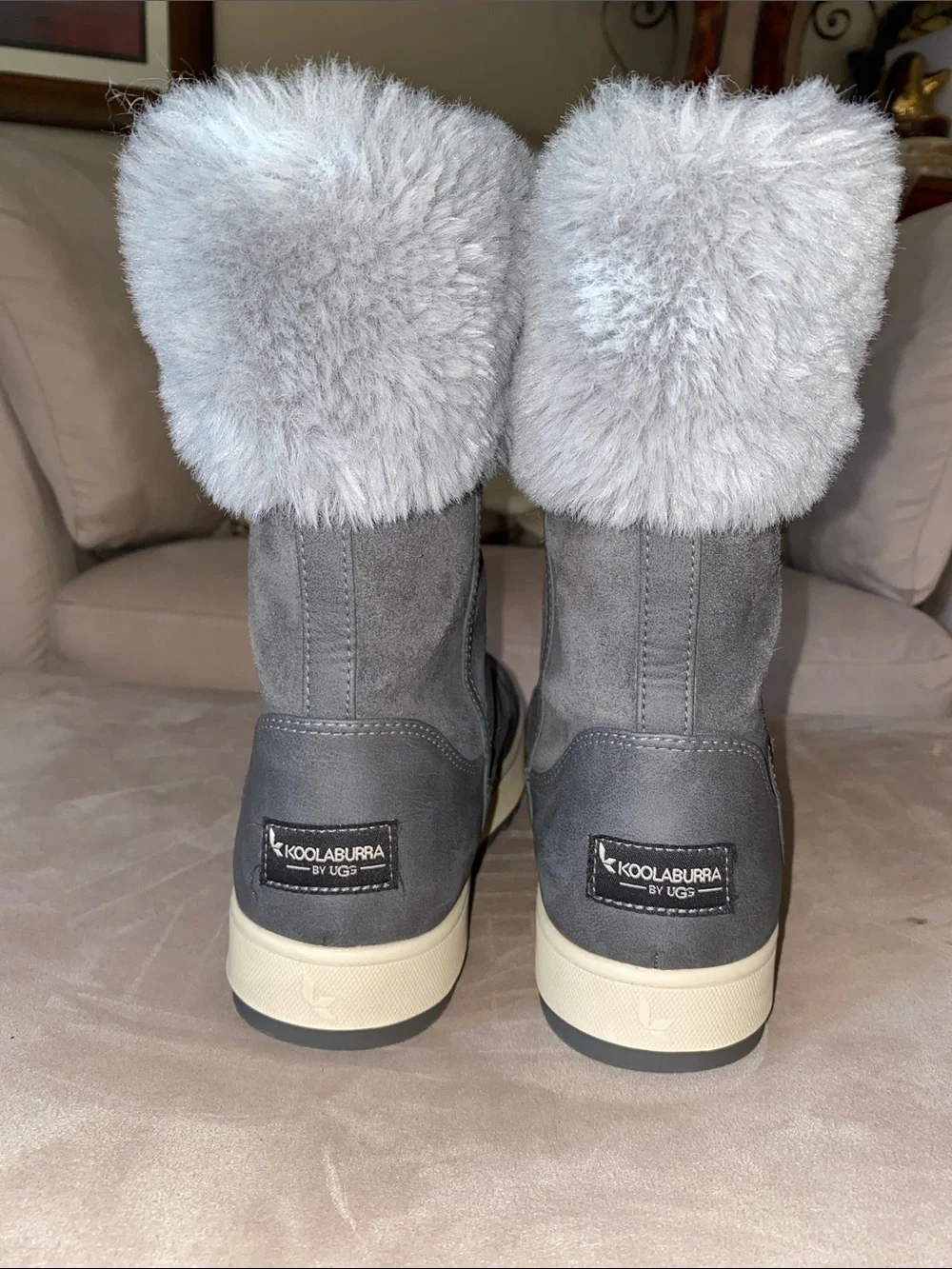 Koolaburra by UGG Tynlee Boots- Stone Grey Size 6
